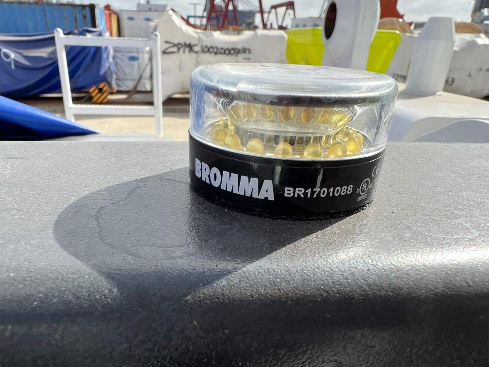 BROMMA BR1701088 LED Yellow Light